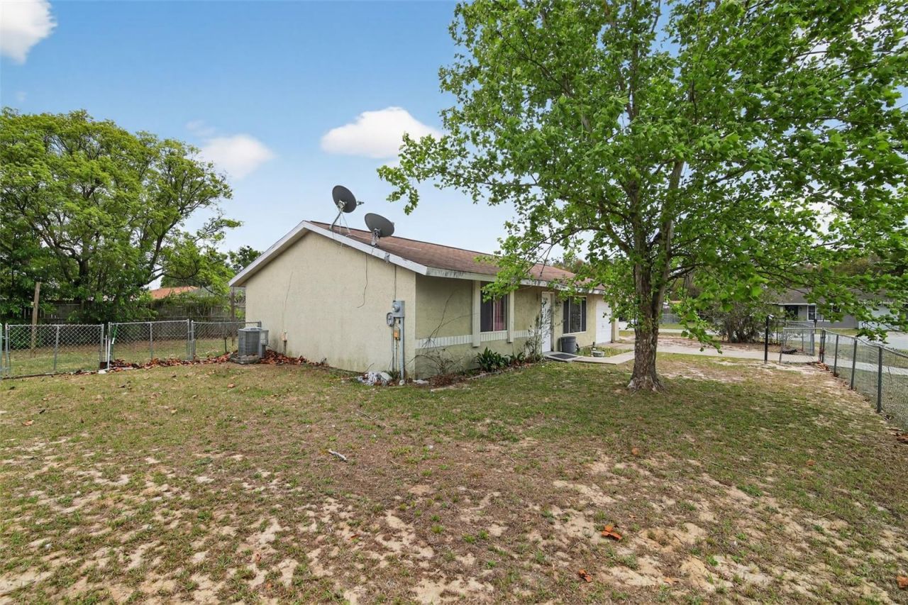 8779 SE 89th Place , Ocala, FL 34472 Photo