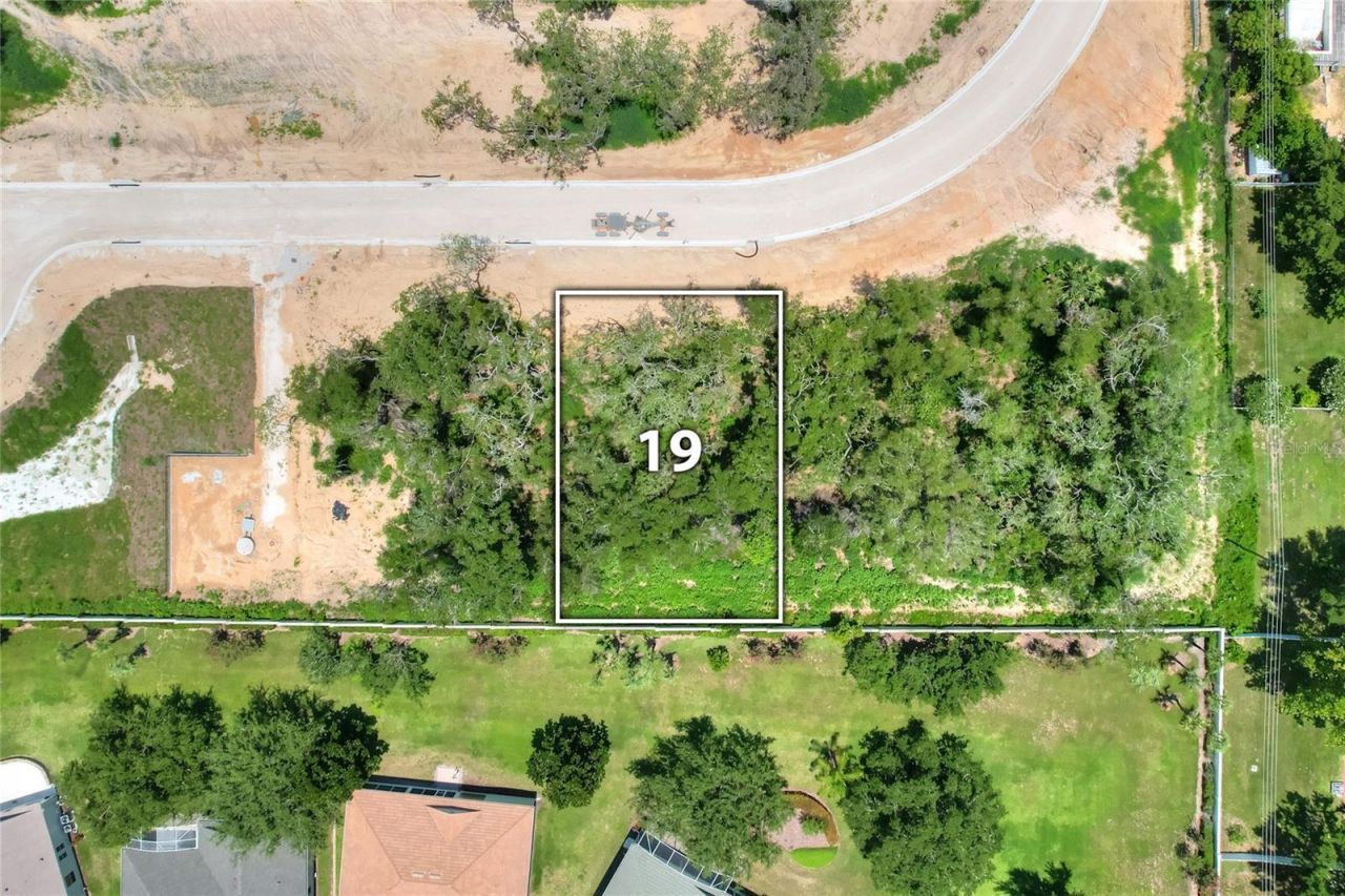 146 Tranquil Mirror Lake Court, Unit Lot 19, Clermont, FL 34711 Photo