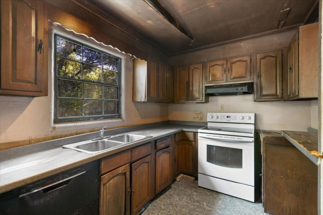 6950 SE Highway 41 , Morriston, FL 32668 Photo