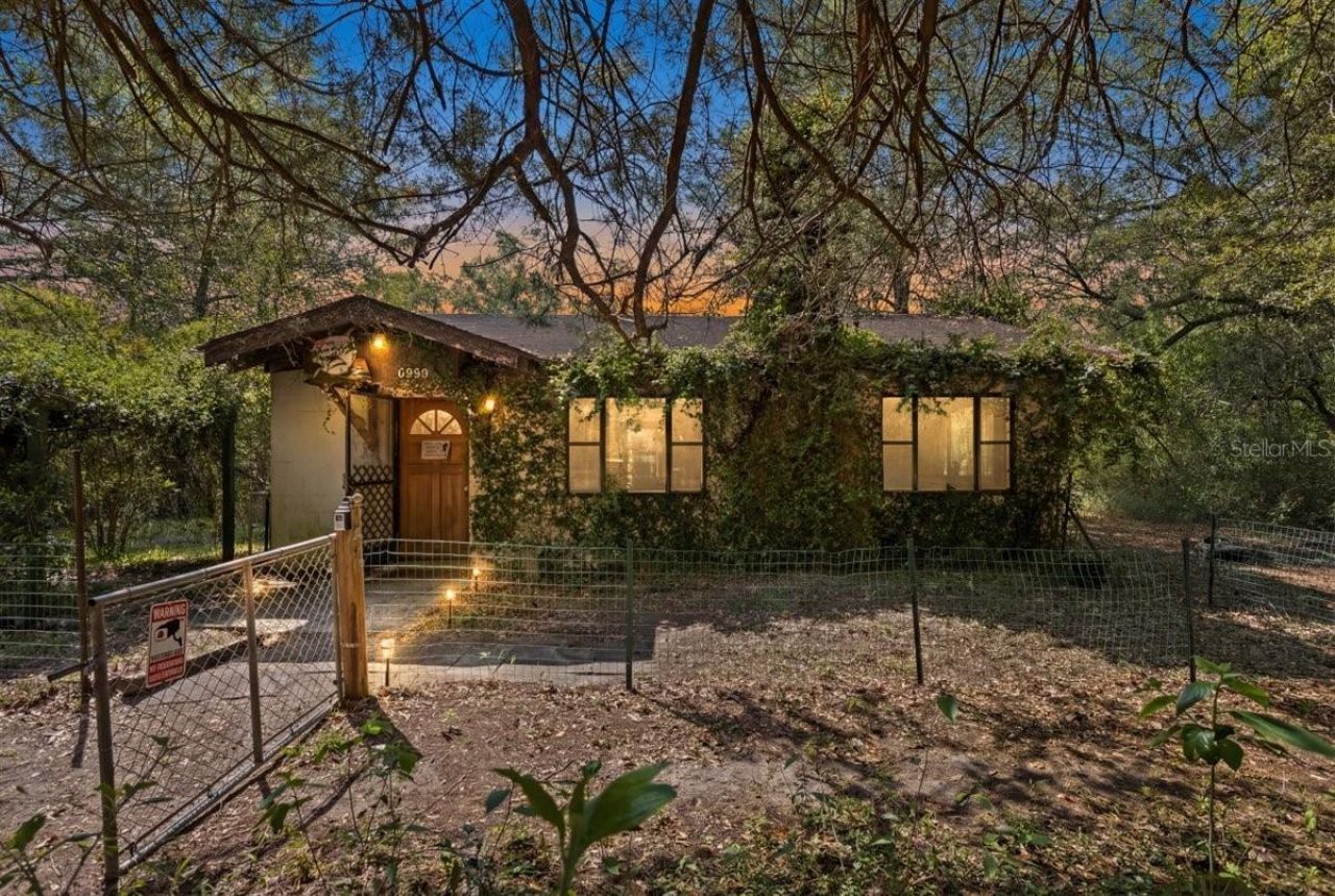 6950 SE Highway 41 , Morriston, FL 32668 Photo