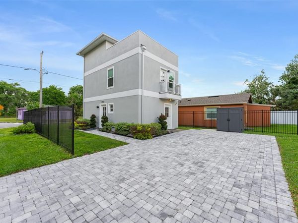 2951 KINGS ROAD, SANFORD, FL 32771