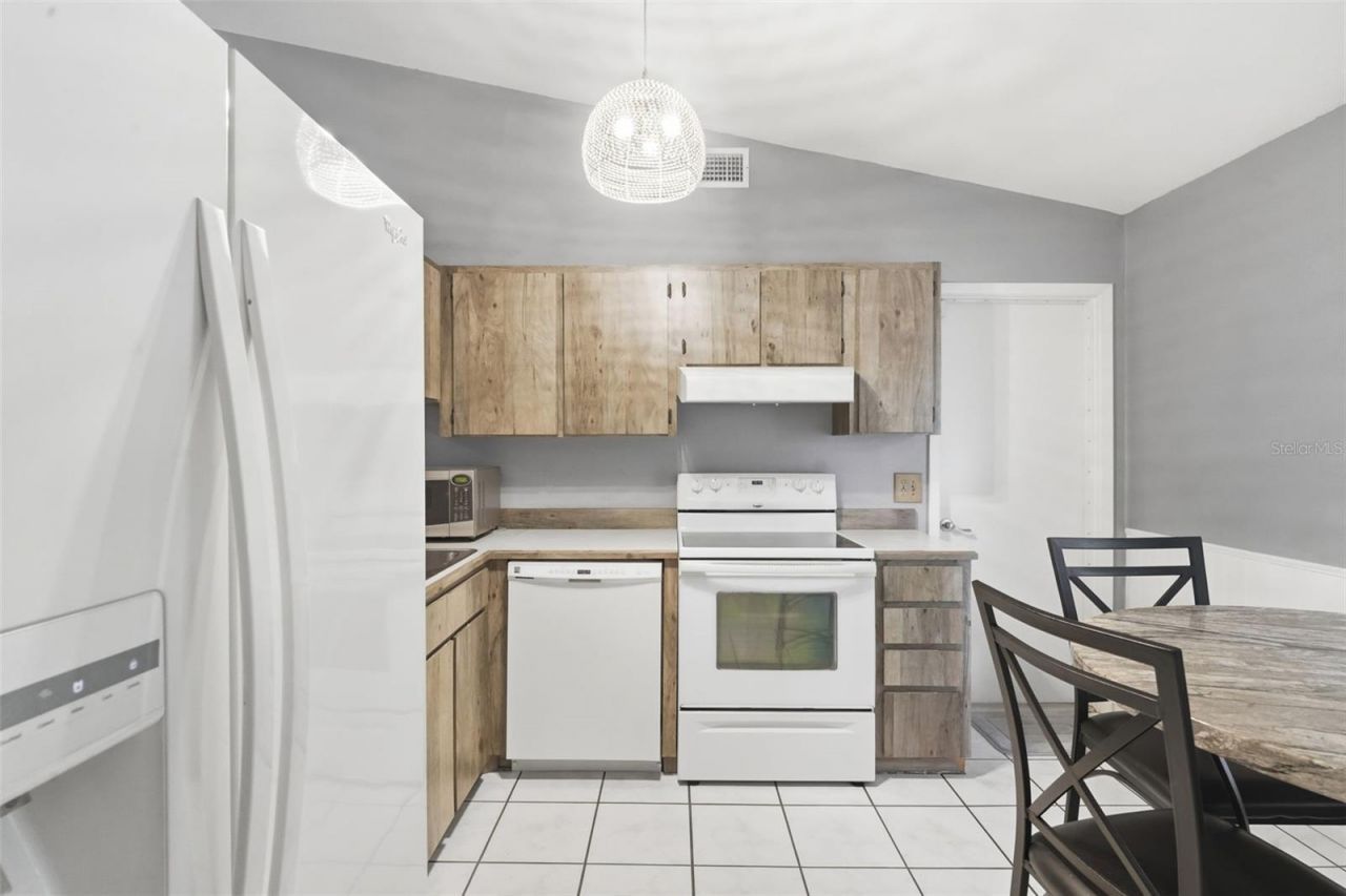 61 Floridana Road, Debary, FL 32713 Photo