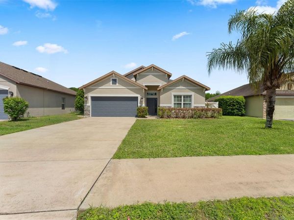 1020 KELLOGG DRIVE, TAVARES, FL 32778