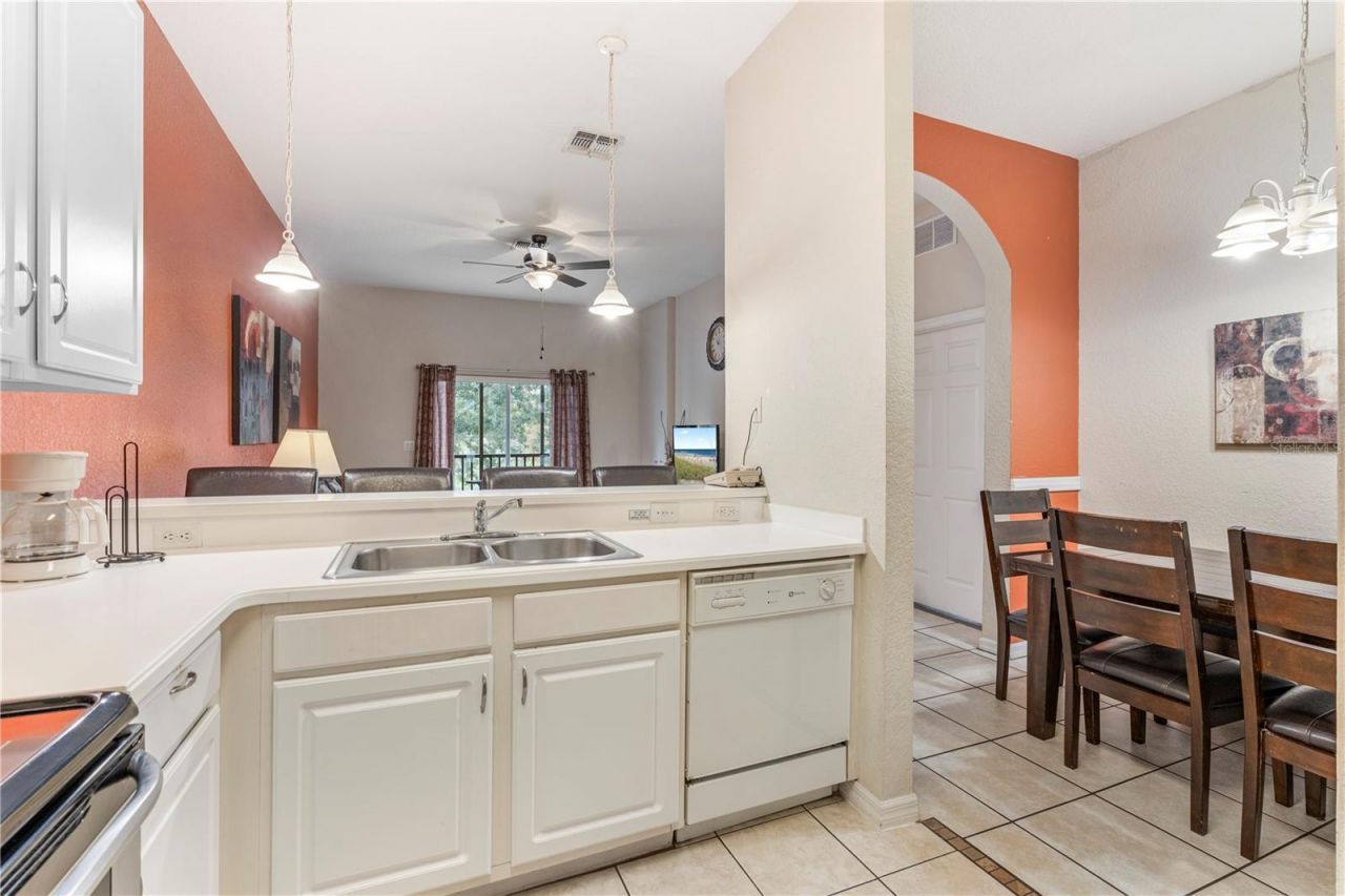 911 New Providence , Unit 911, Davenport, FL 33897 Photo