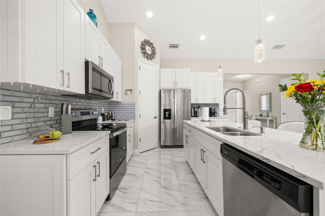 2009 Flower Terrace , Sebring, FL 33875 Photo