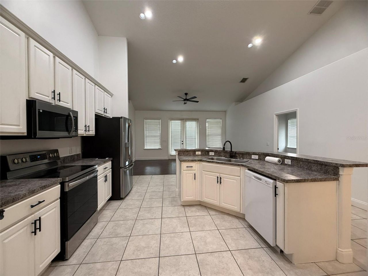 725 Country Walk Cove, Eagle Lake, FL 33839 Photo