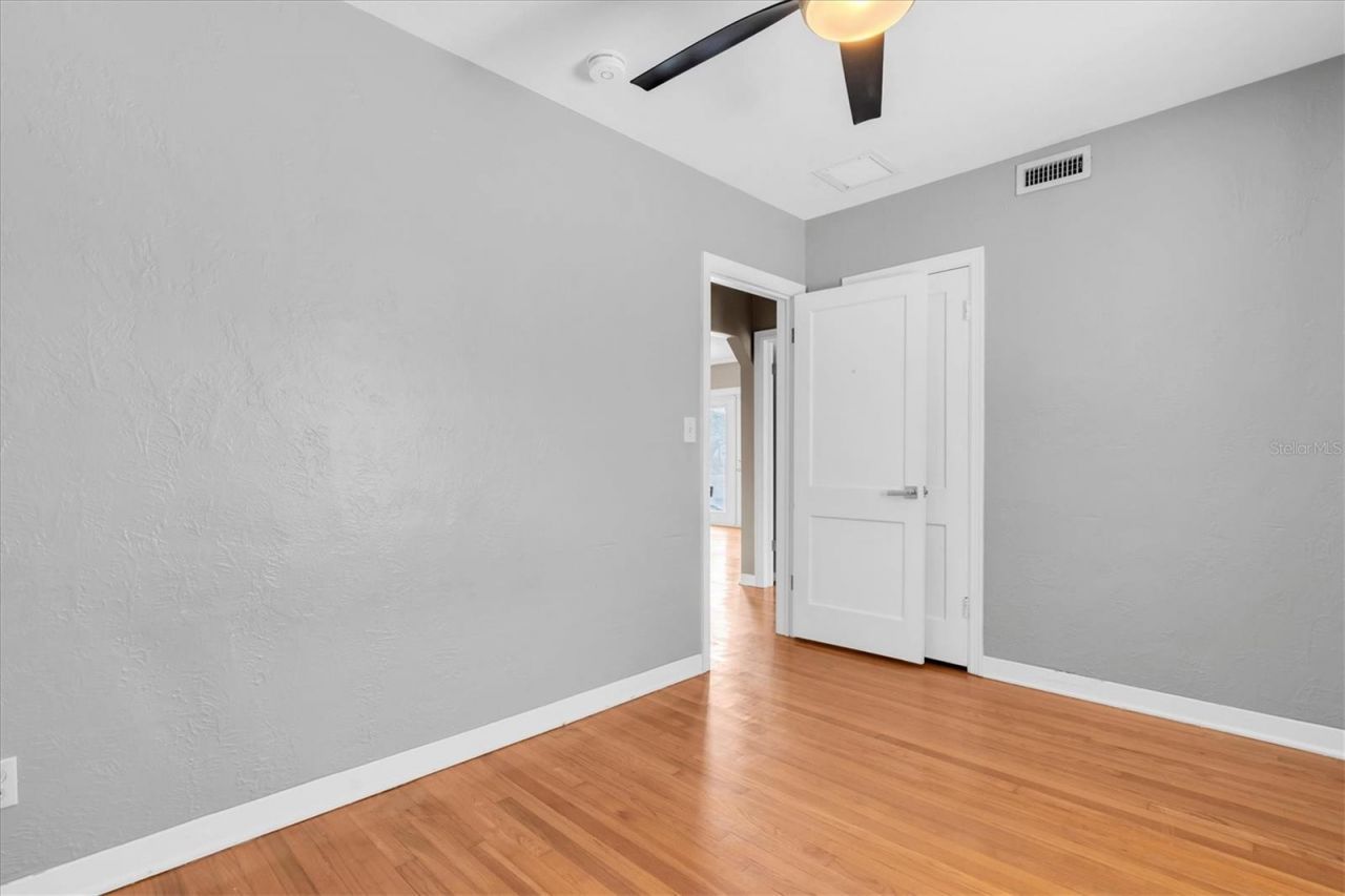 200 62nd Street N, Saint Petersburg, FL 33710 Photo