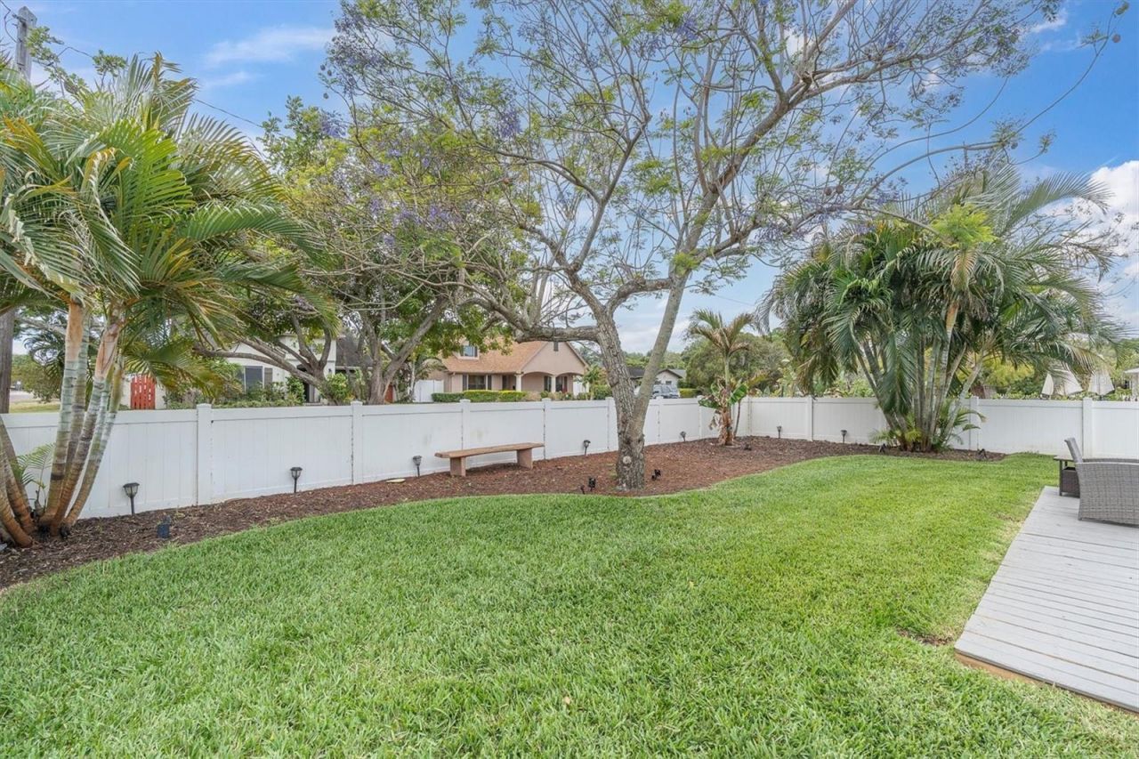 200 62nd Street N, Saint Petersburg, FL 33710 Photo