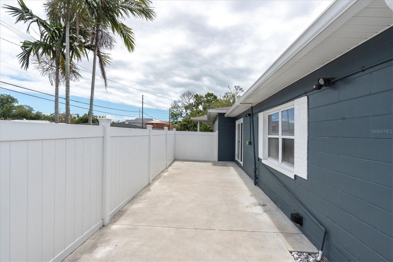 200 62nd Street N, Saint Petersburg, FL 33710 Photo