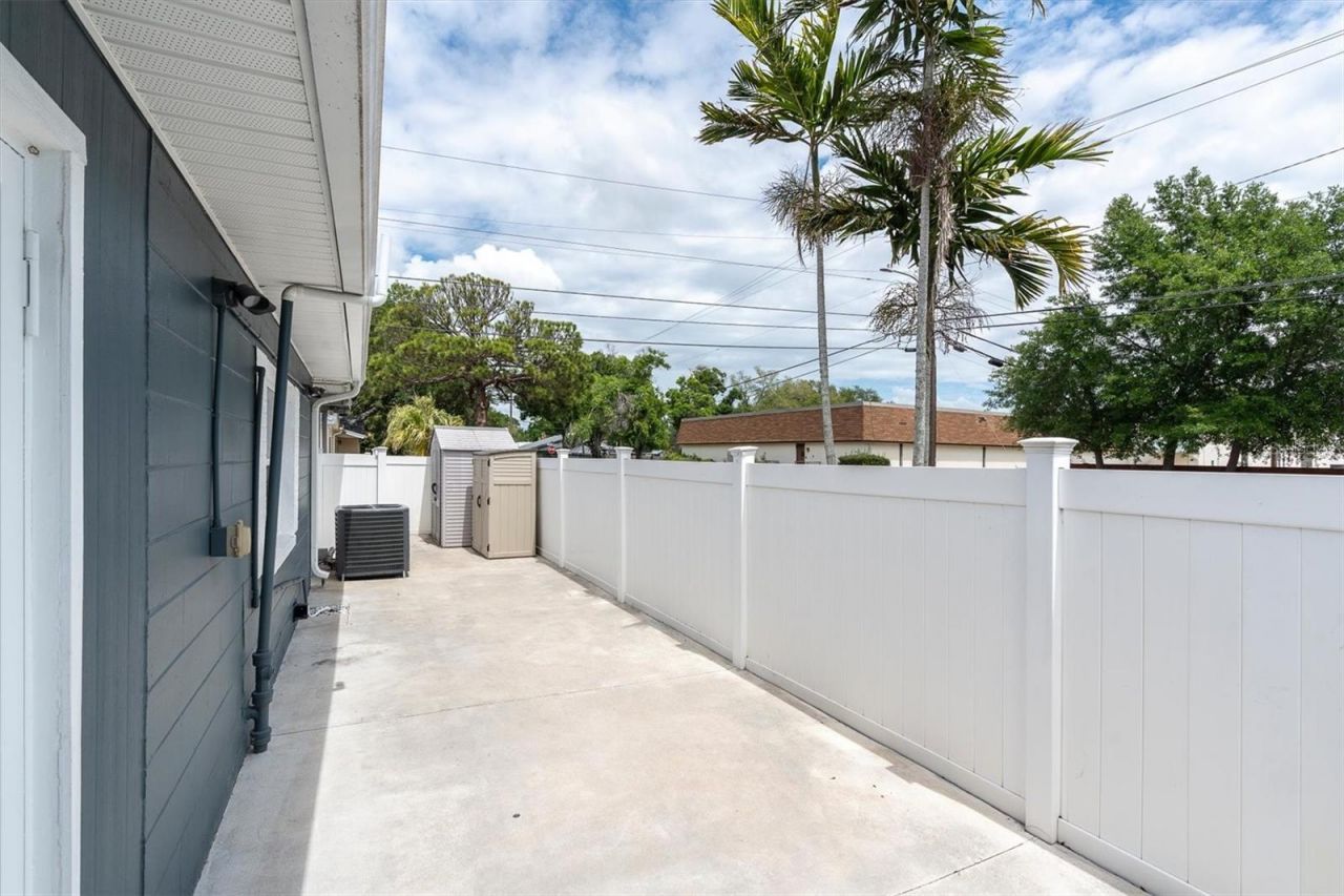 200 62nd Street N, Saint Petersburg, FL 33710 Photo