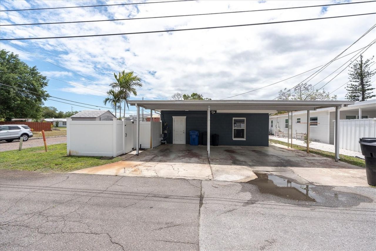 200 62nd Street N, Saint Petersburg, FL 33710 Photo