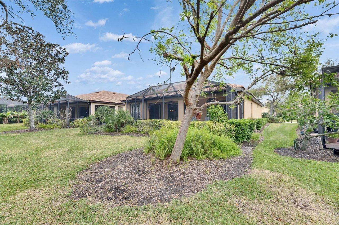 144 Silver Falls Drive , Apollo Beach, FL 33572 Photo