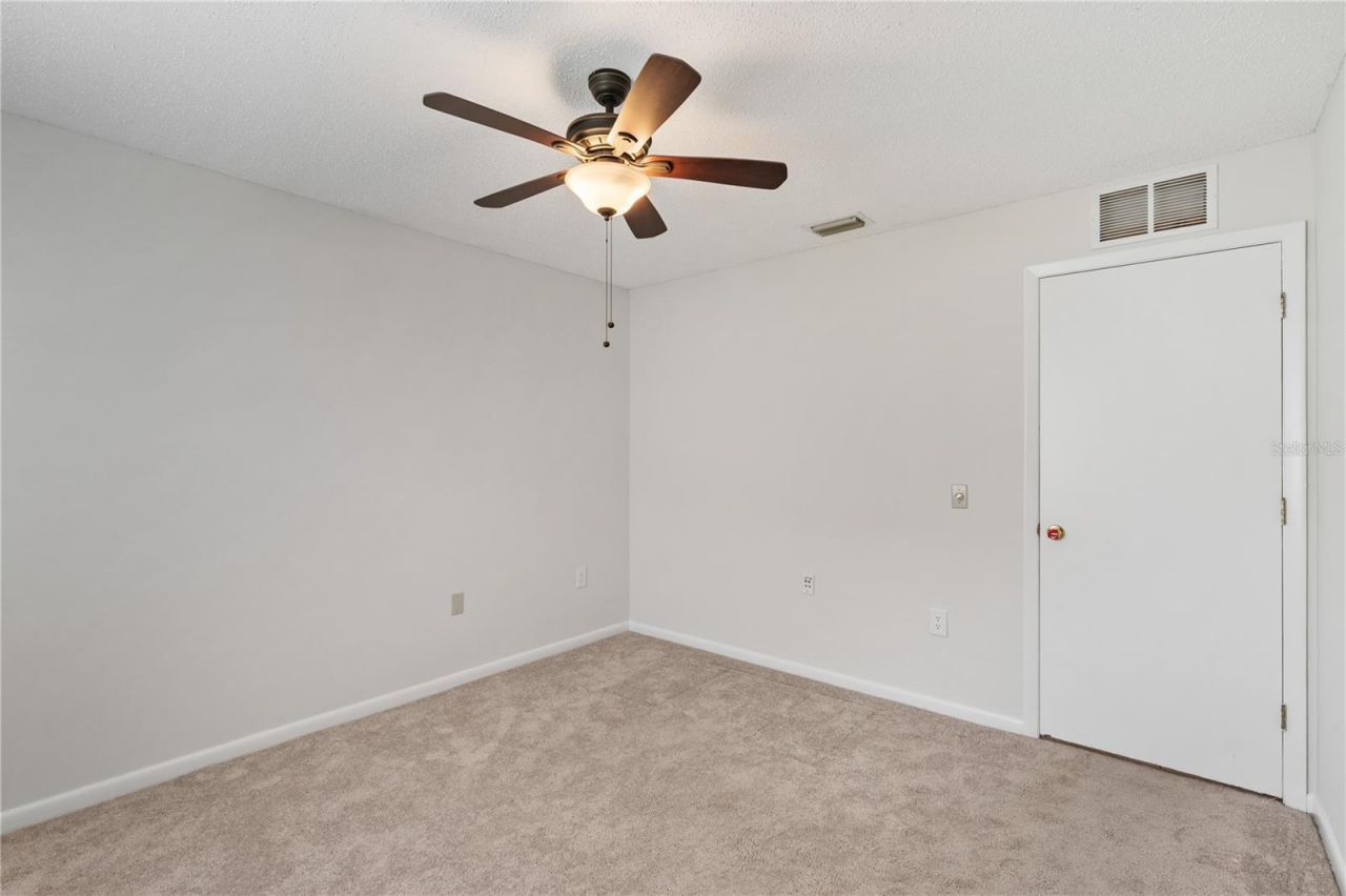 4770 Silver Circle , Zephyrhills, FL 33541 Photo