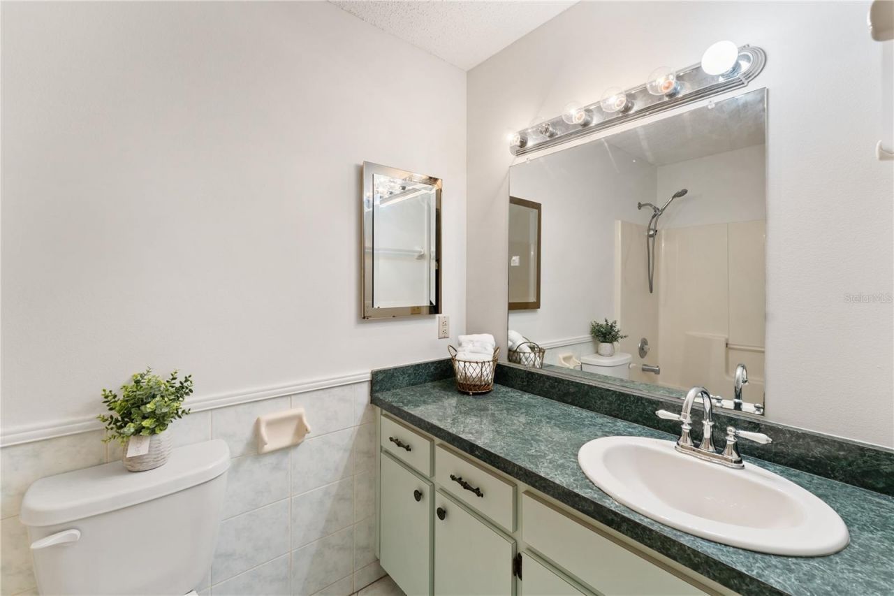 4770 Silver Circle , Zephyrhills, FL 33541 Photo