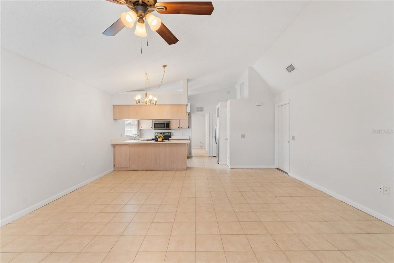4770 Silver Circle , Zephyrhills, FL 33541 Photo