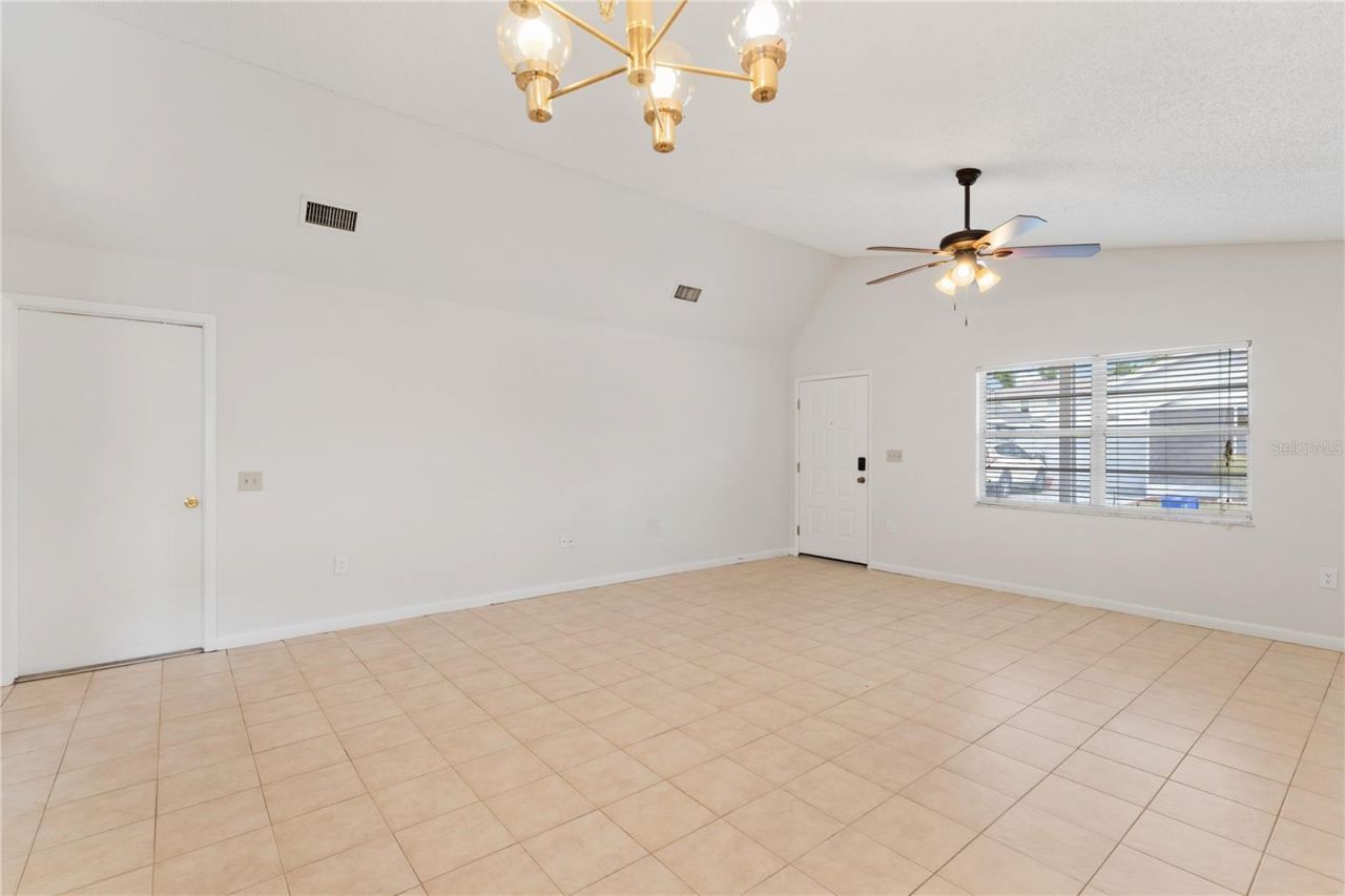 4770 Silver Circle , Zephyrhills, FL 33541 Photo