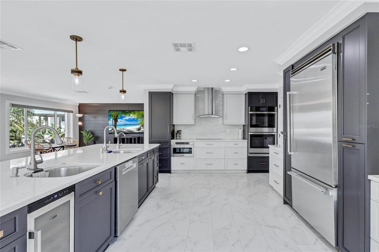 2612 Keystone Court N, Saint Petersburg, FL 33710 Photo