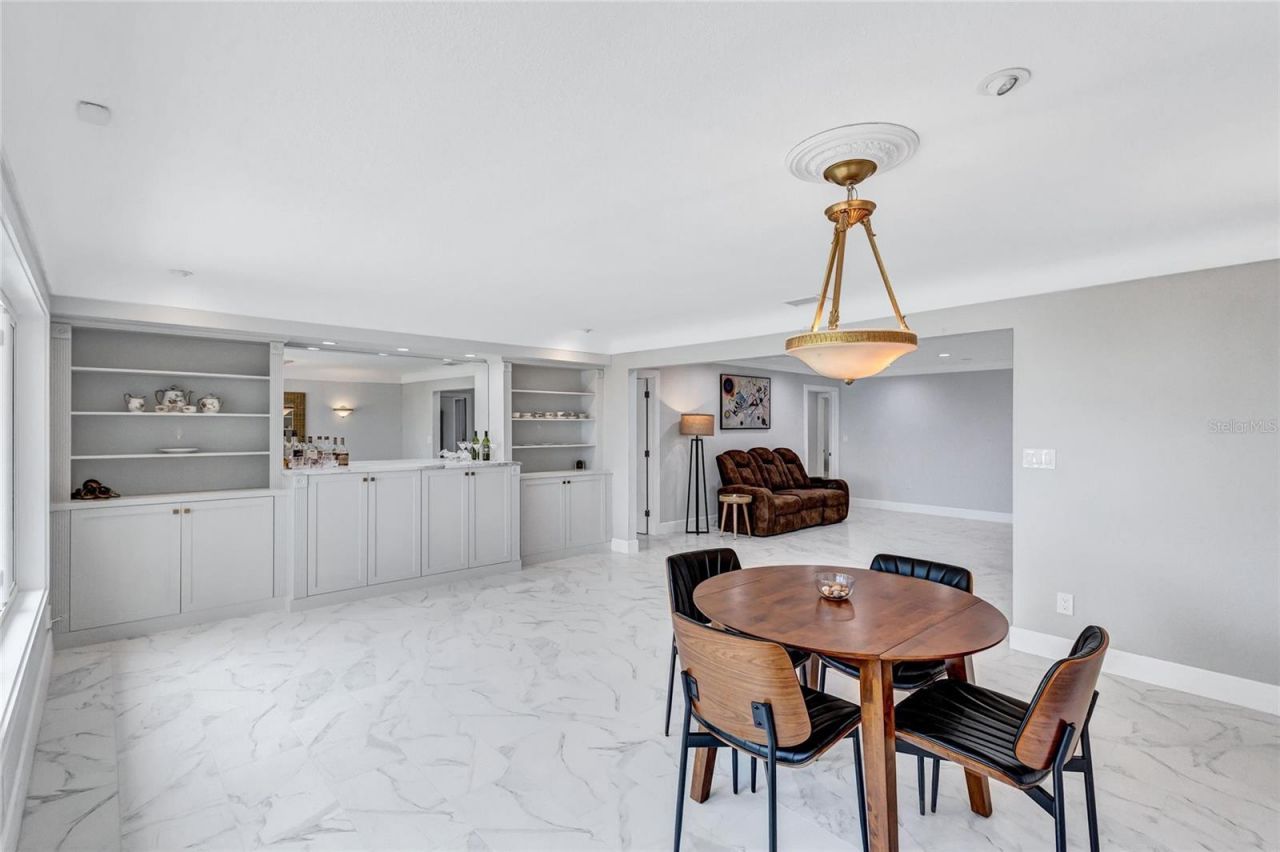 2612 Keystone Court N, Saint Petersburg, FL 33710 Photo