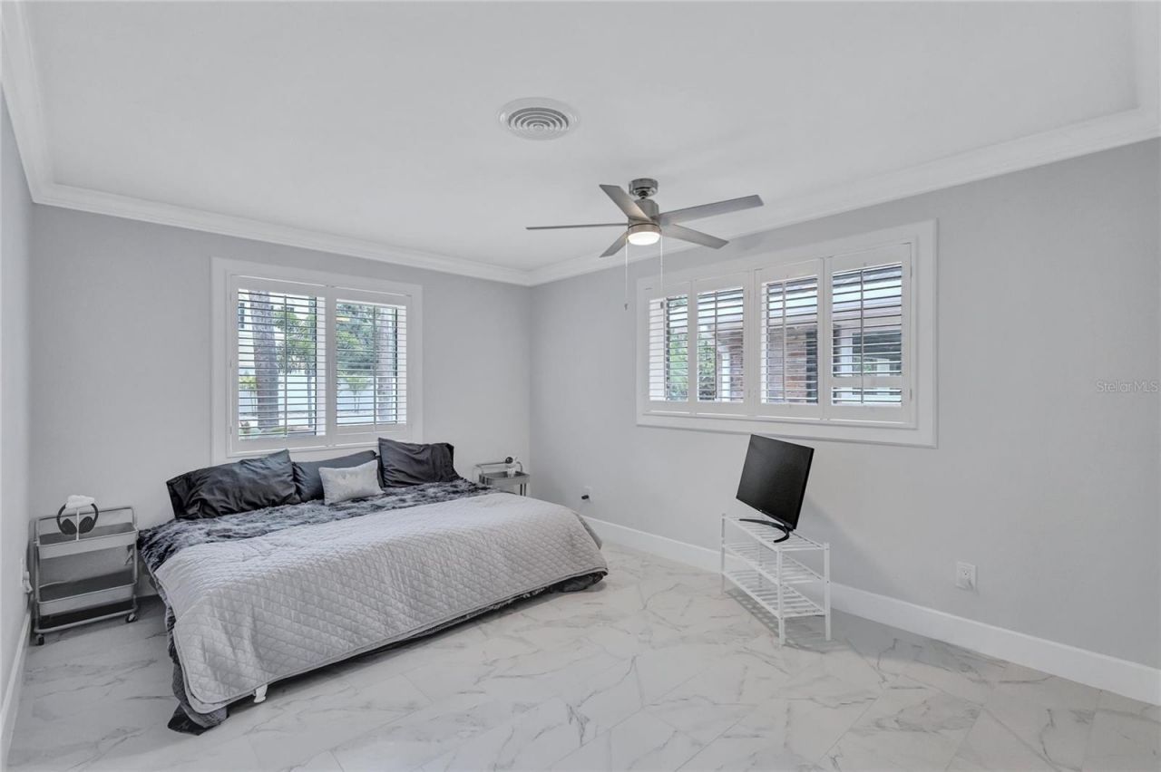 2612 Keystone Court N, Saint Petersburg, FL 33710 Photo