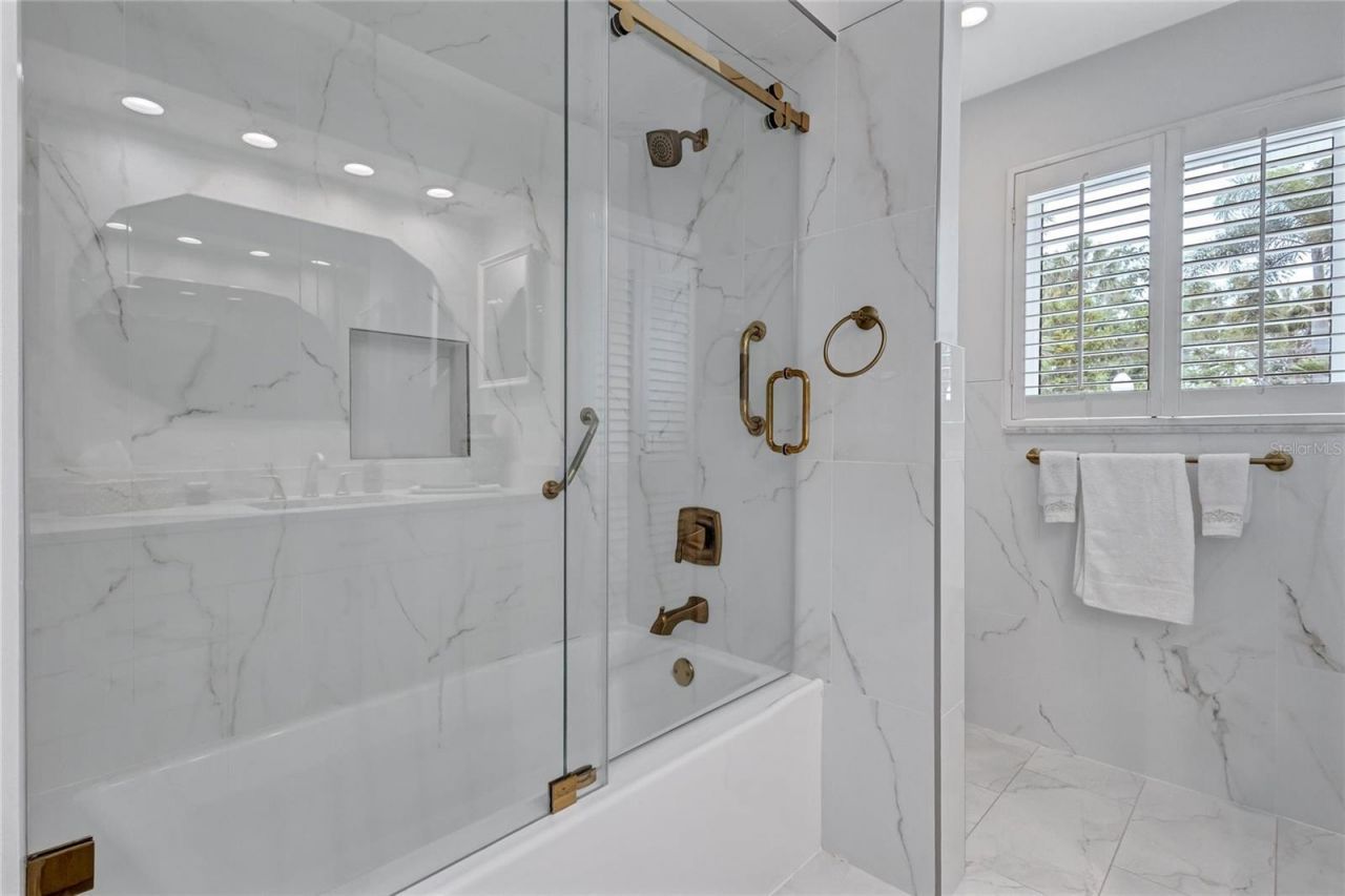 2612 Keystone Court N, Saint Petersburg, FL 33710 Photo