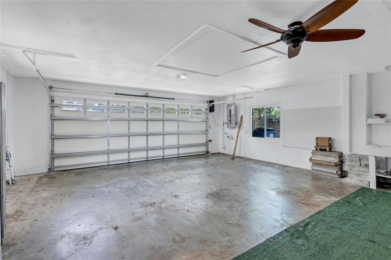 2612 Keystone Court N, Saint Petersburg, FL 33710 Photo