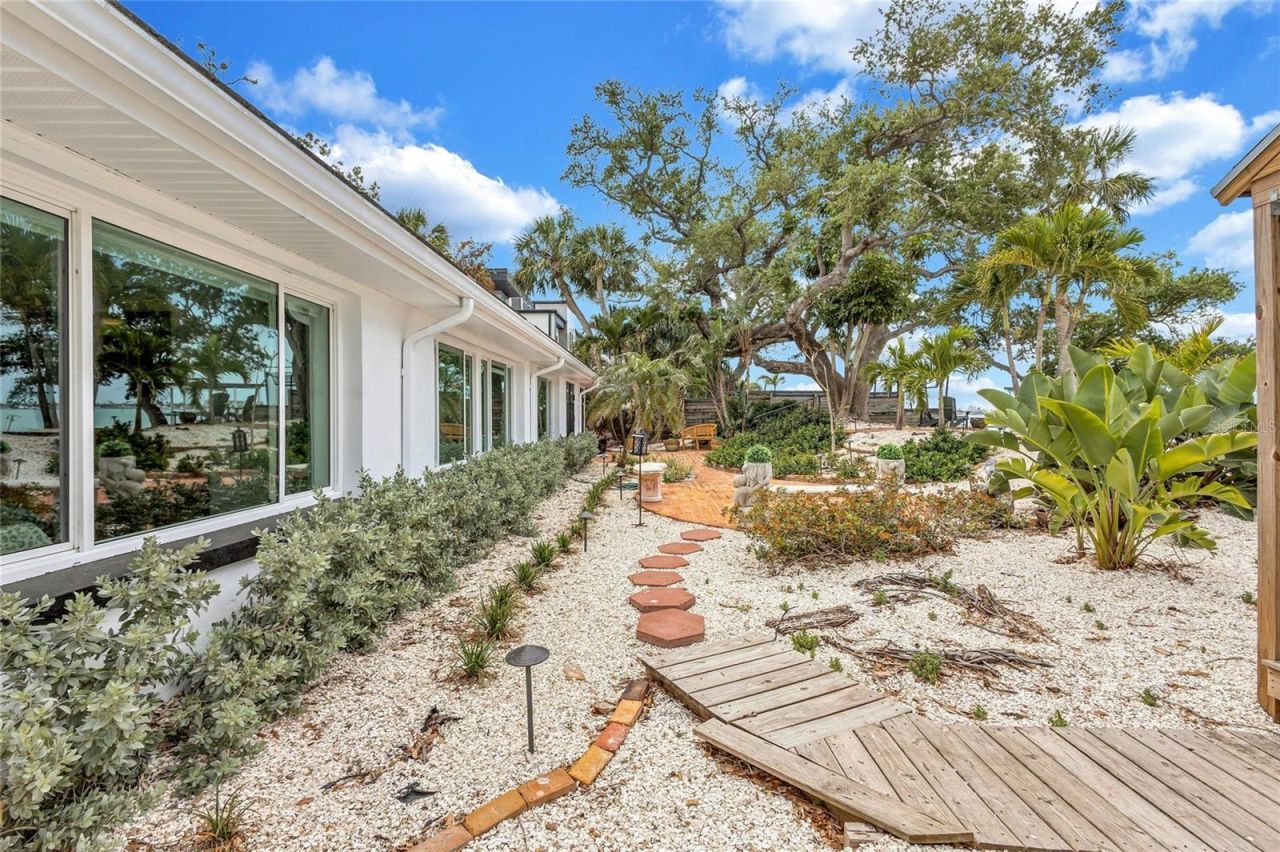 2612 Keystone Court N, Saint Petersburg, FL 33710 Photo