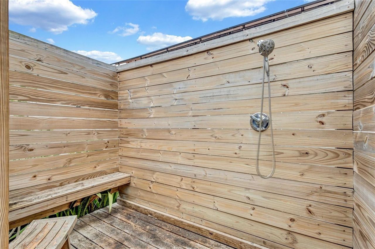 2612 Keystone Court N, Saint Petersburg, FL 33710 Photo