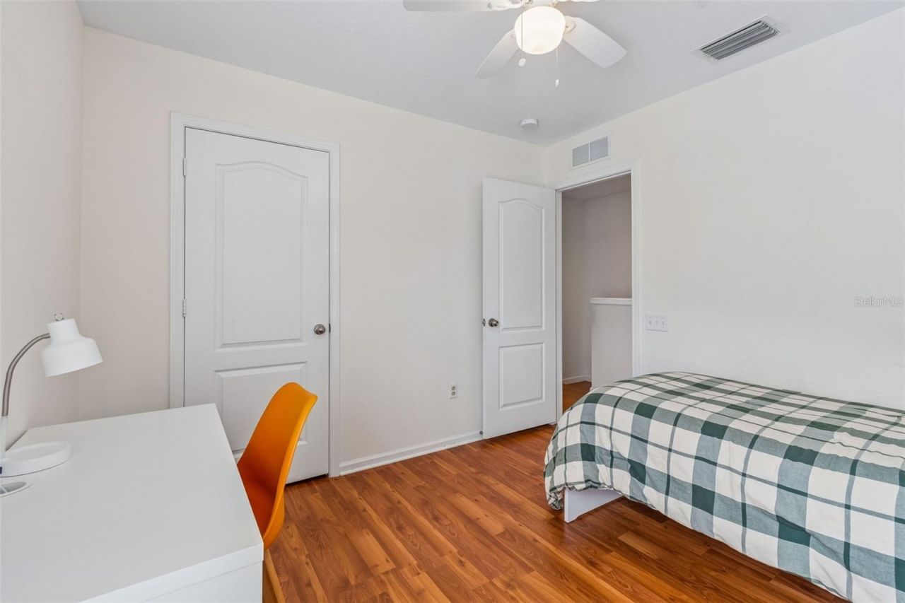 26527 Castleview Way , Wesley Chapel, FL 33544 Photo