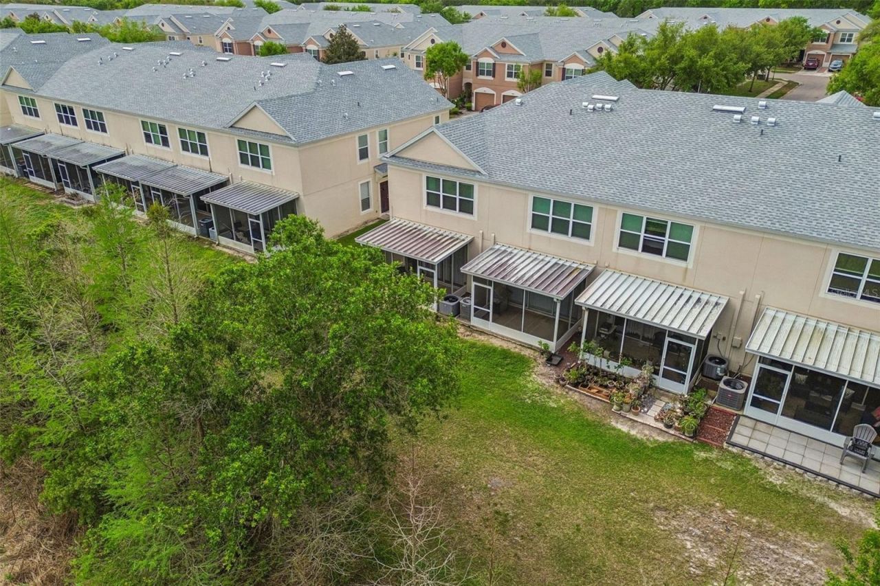 26527 Castleview Way , Wesley Chapel, FL 33544 Photo