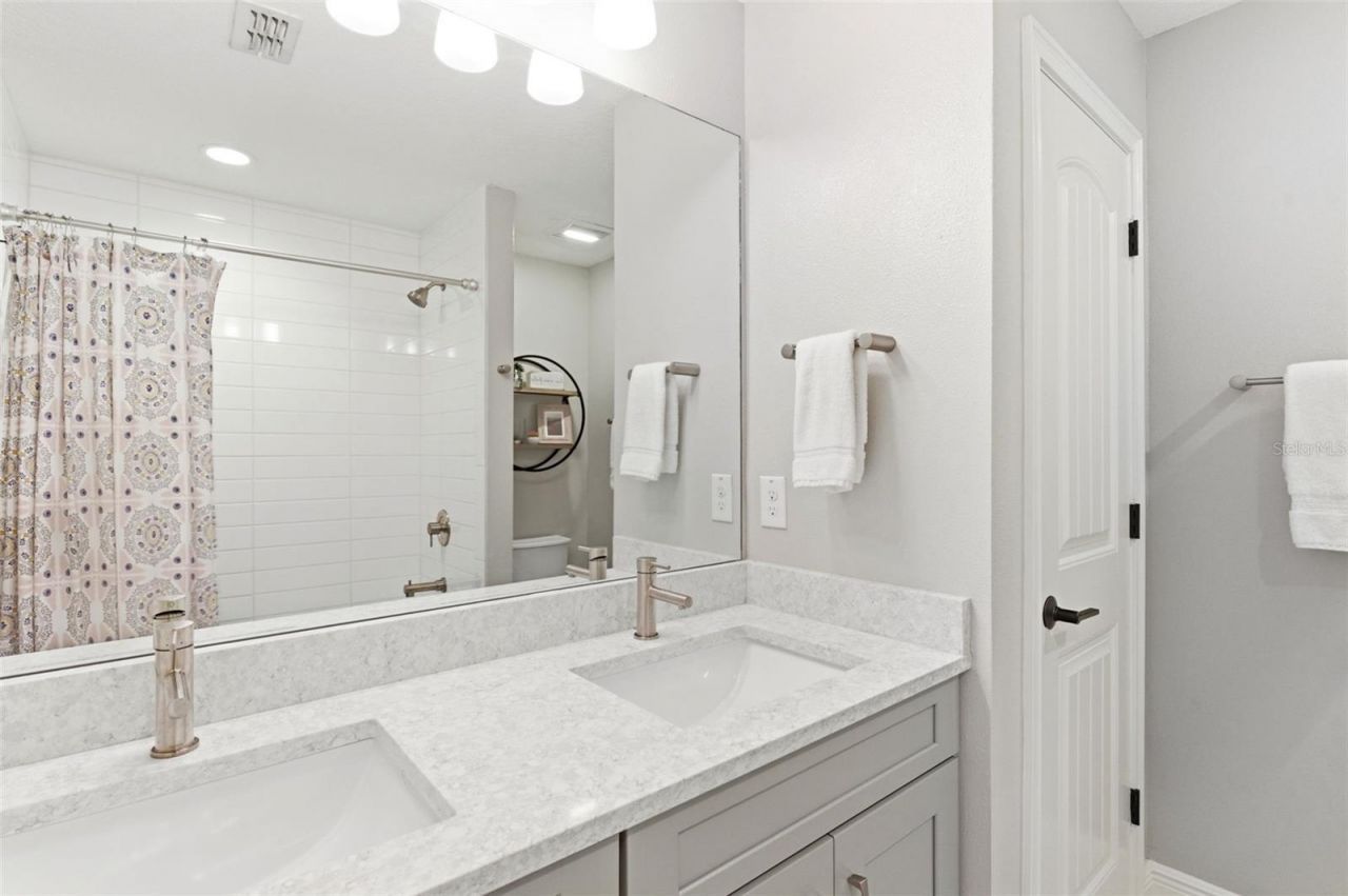 1004 Mango Court, Oldsmar, FL 34677 Photo