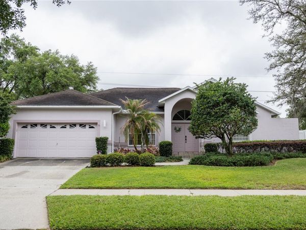 6305 S QUEENSWAY DRIVE, TEMPLE TERRACE, FL 33617