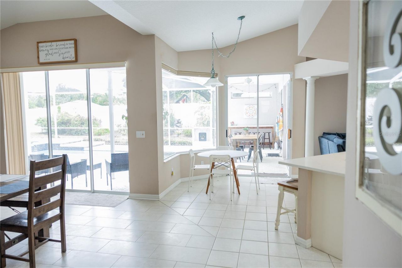 6305 S Queensway Drive, Temple Terrace, FL 33617 Photo