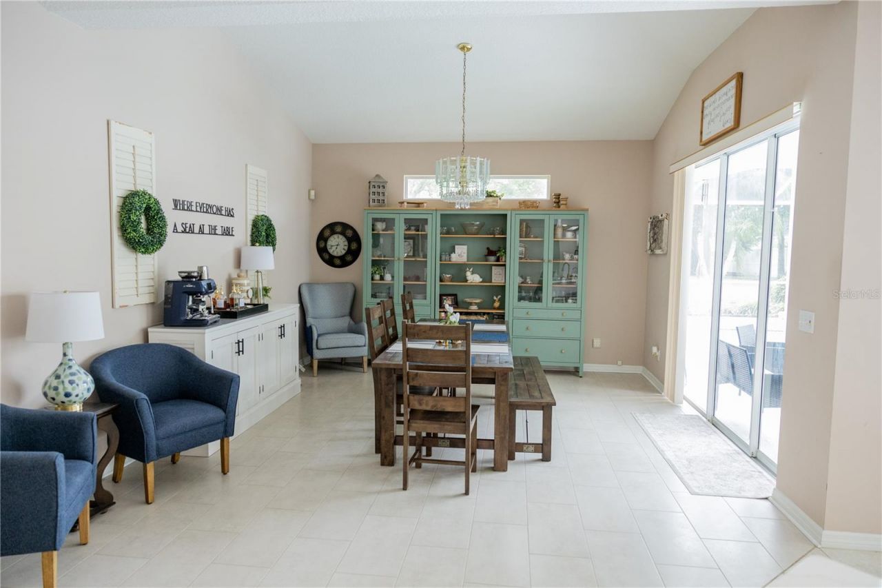 6305 S Queensway Drive, Temple Terrace, FL 33617 Photo