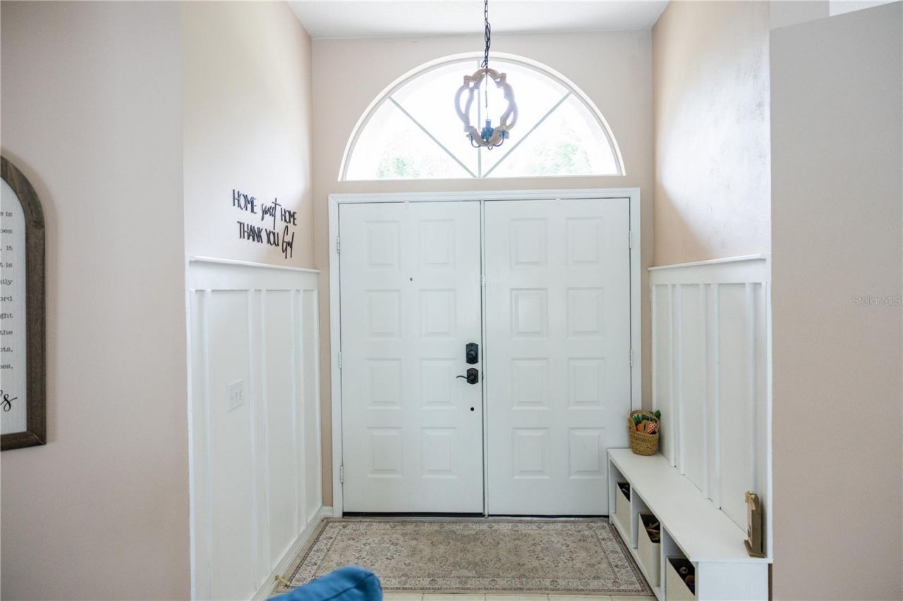 6305 S Queensway Drive, Temple Terrace, FL 33617 Photo