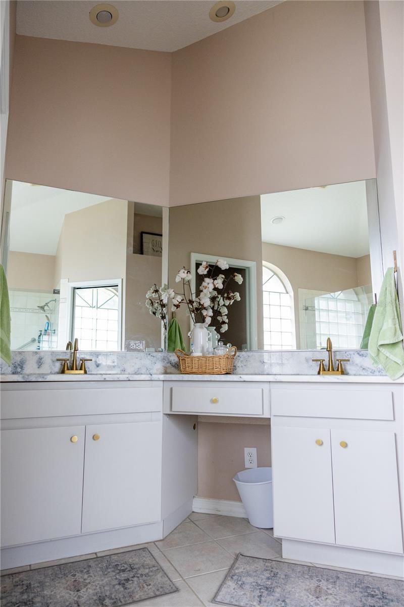 6305 S Queensway Drive, Temple Terrace, FL 33617 Photo