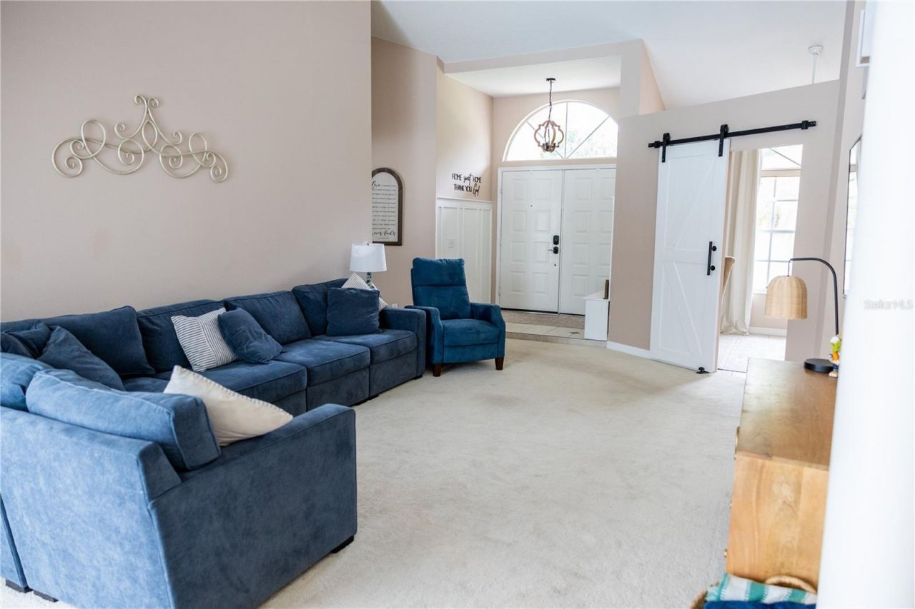 6305 S Queensway Drive, Temple Terrace, FL 33617 Photo