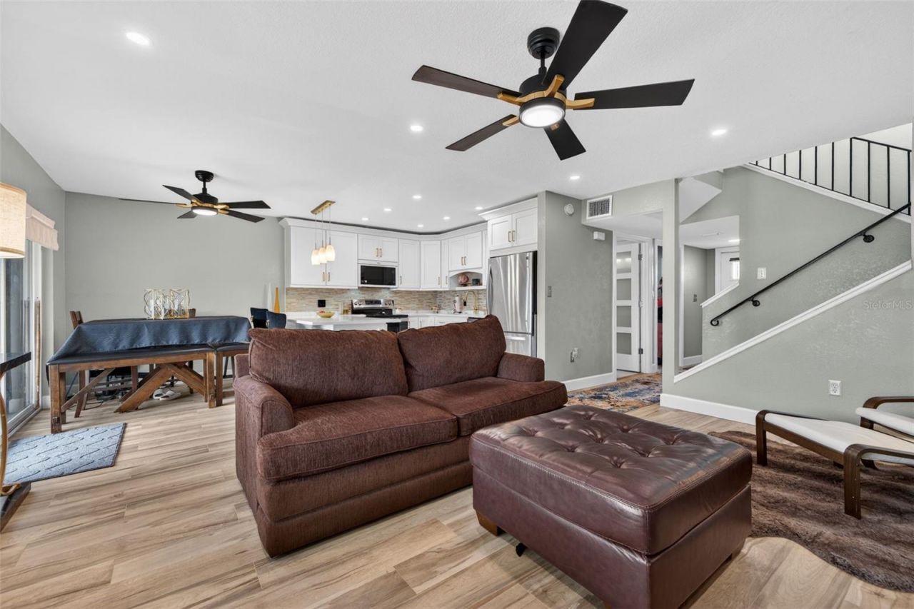 6537 Cape Hatteras Way Ne, Unit 1, Saint Petersburg, FL 33702 Photo