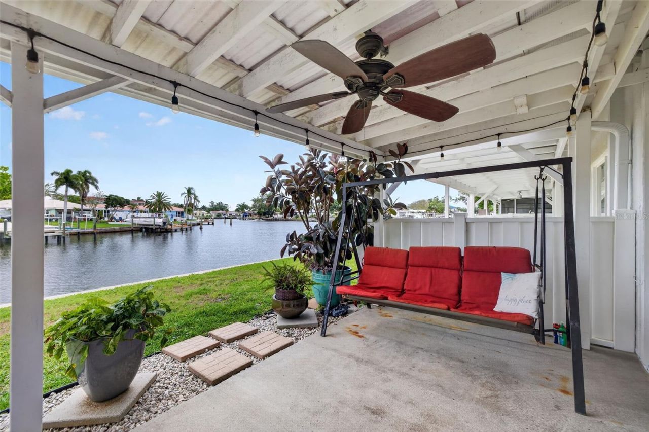 6537 Cape Hatteras Way Ne, Unit 1, Saint Petersburg, FL 33702 Photo