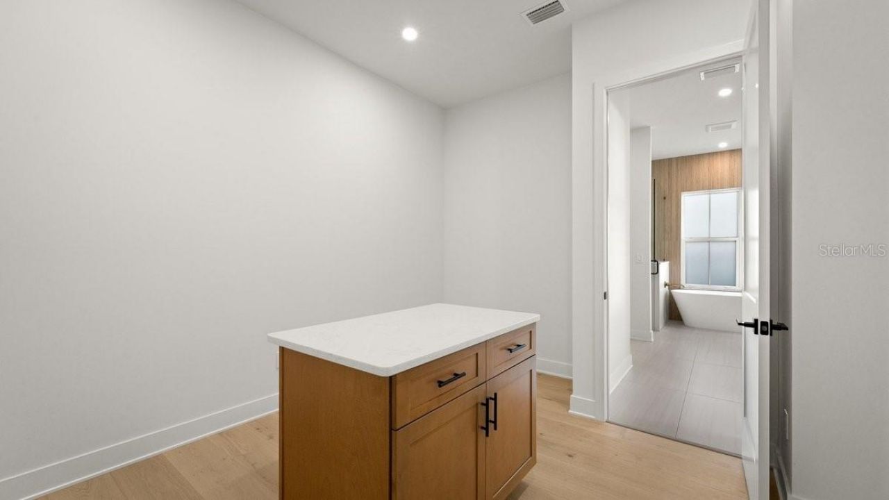 825 Pheasant Run Court W, Port Orange, FL 32127 Photo