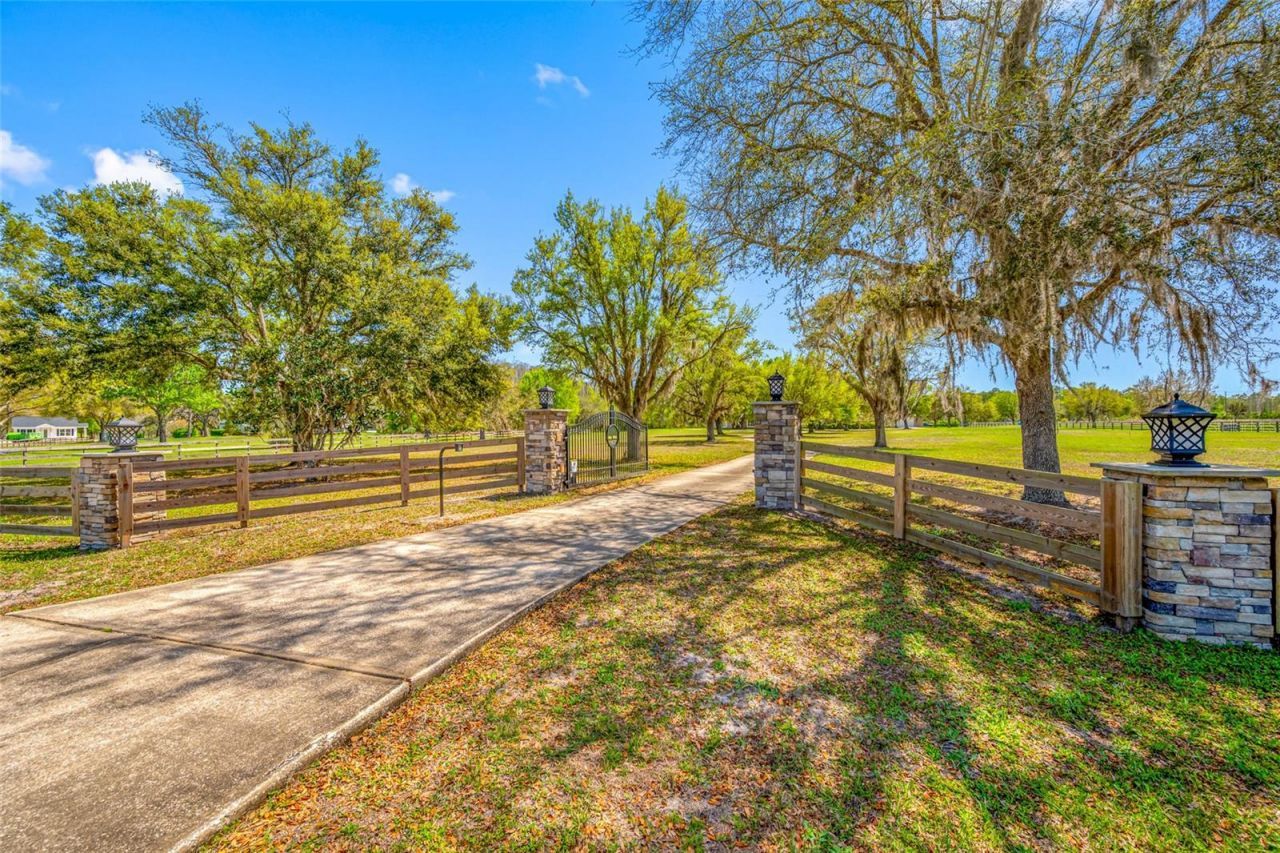 11939 Pasco Trails Boulevard, Spring Hill, FL 34610 Photo