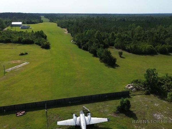 22303 NW LONGLEAF ROAD , FOUNTAIN, FL 32438