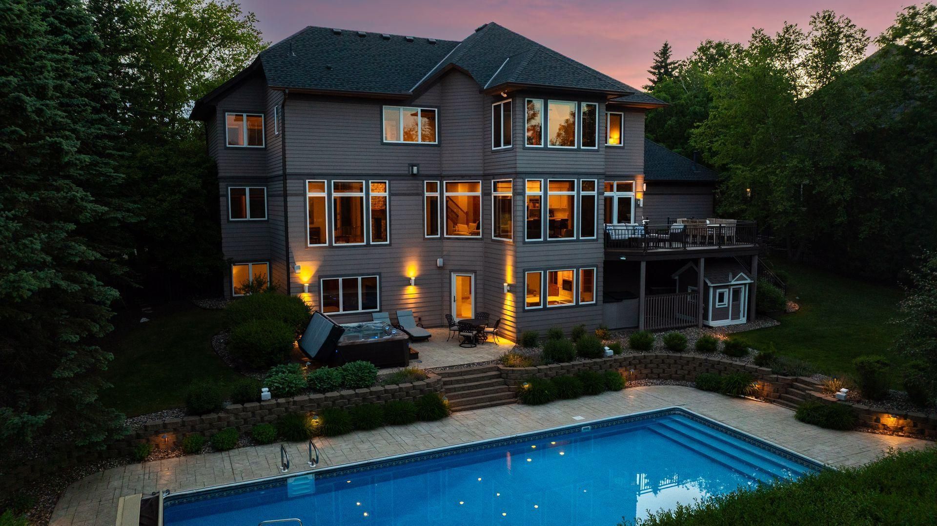 3717 Fairway Point, Woodbury, MN 55125