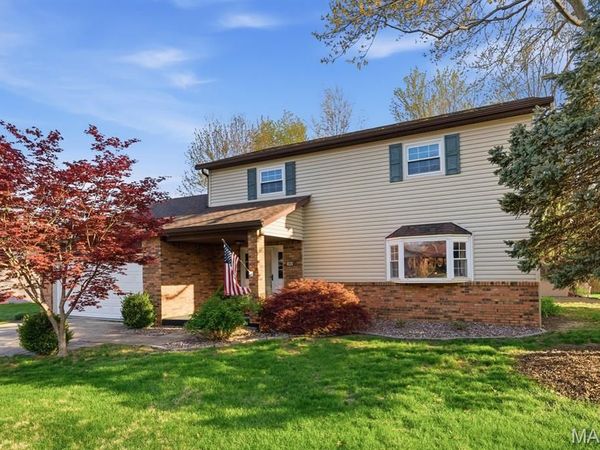 504 Crestwood Drive, Swansea, IL 62226