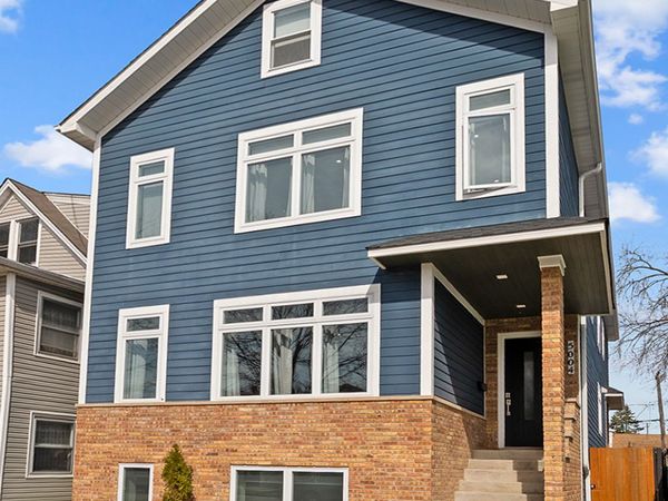 5004 W Argyle Street, Chicago, IL 60630