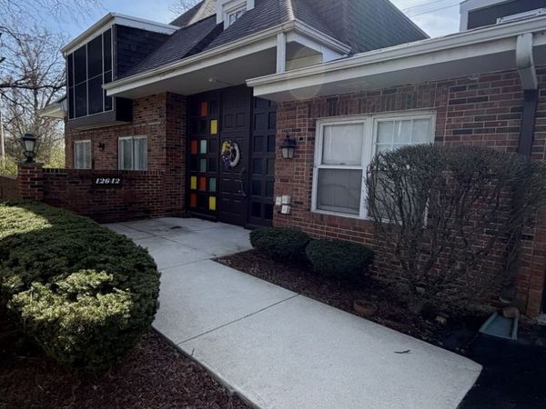 12642 S London Lane, Unit 2, Palos Heights, IL 60463