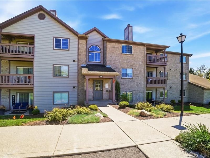 8171 Autumn Woods Lane, Unit 207, West Chester, OH 45069 Photo 3