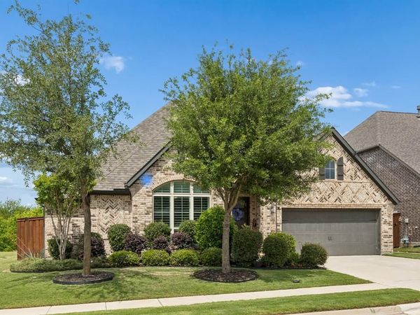 1301 Appaloosa Drive, Aubrey, TX 76227