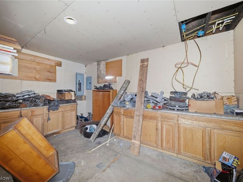 9800 Williams Road, Diamond, OH 44412 Photo 21