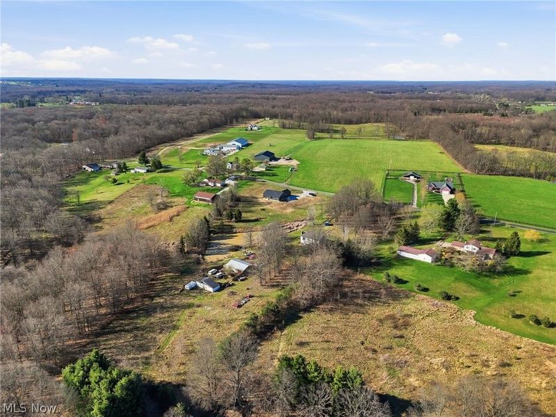 9800 Williams Road, Diamond, OH 44412 Photo 28