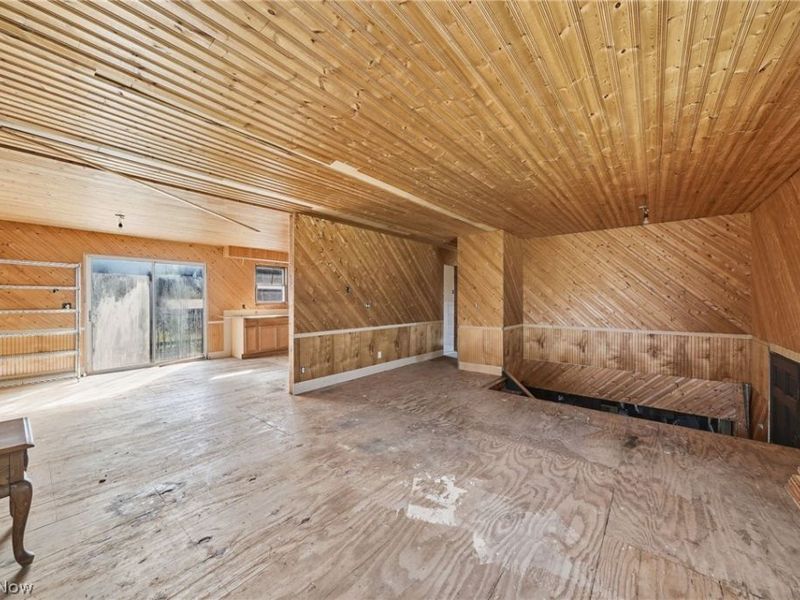 9800 Williams Road, Diamond, OH 44412 Photo 5